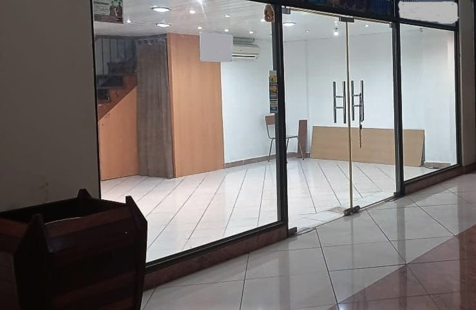 Image_, Local commercial, QUATRE BORNES, ref :2302029MC