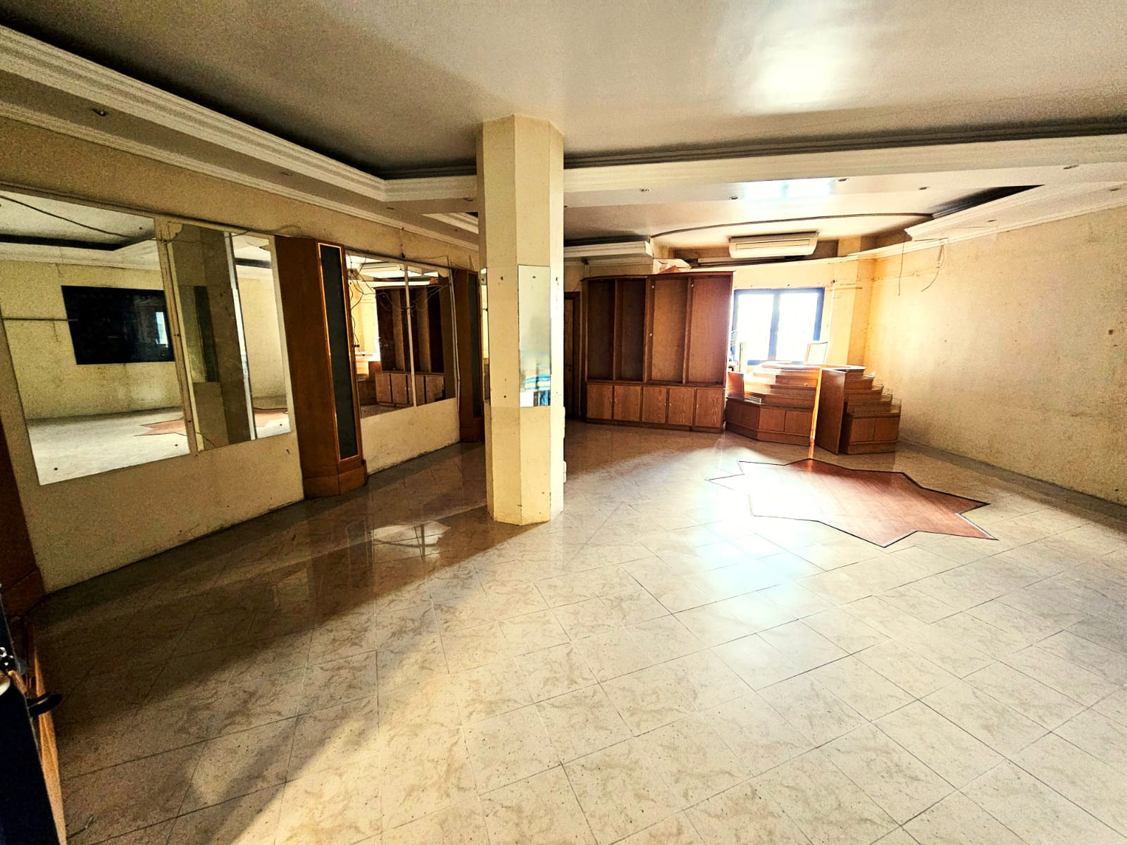 Image_, Local commercial, Port-Louis, ref :2510036EGLL