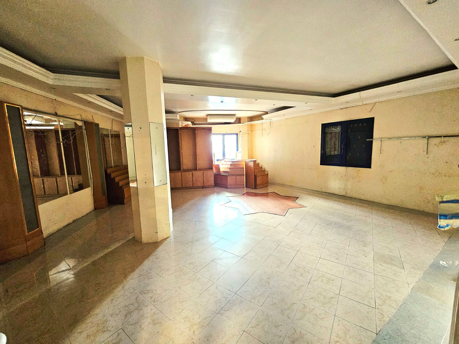 Image_, Local commercial, Port-Louis, ref :2510036EGLL