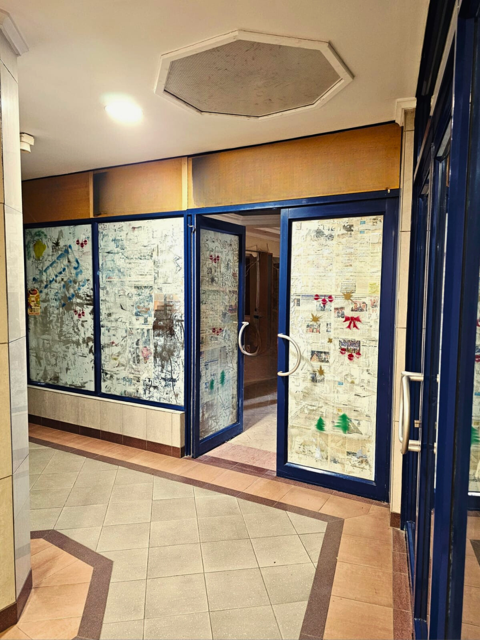 Image_, Local commercial, Port-Louis, ref :2510036EGLL