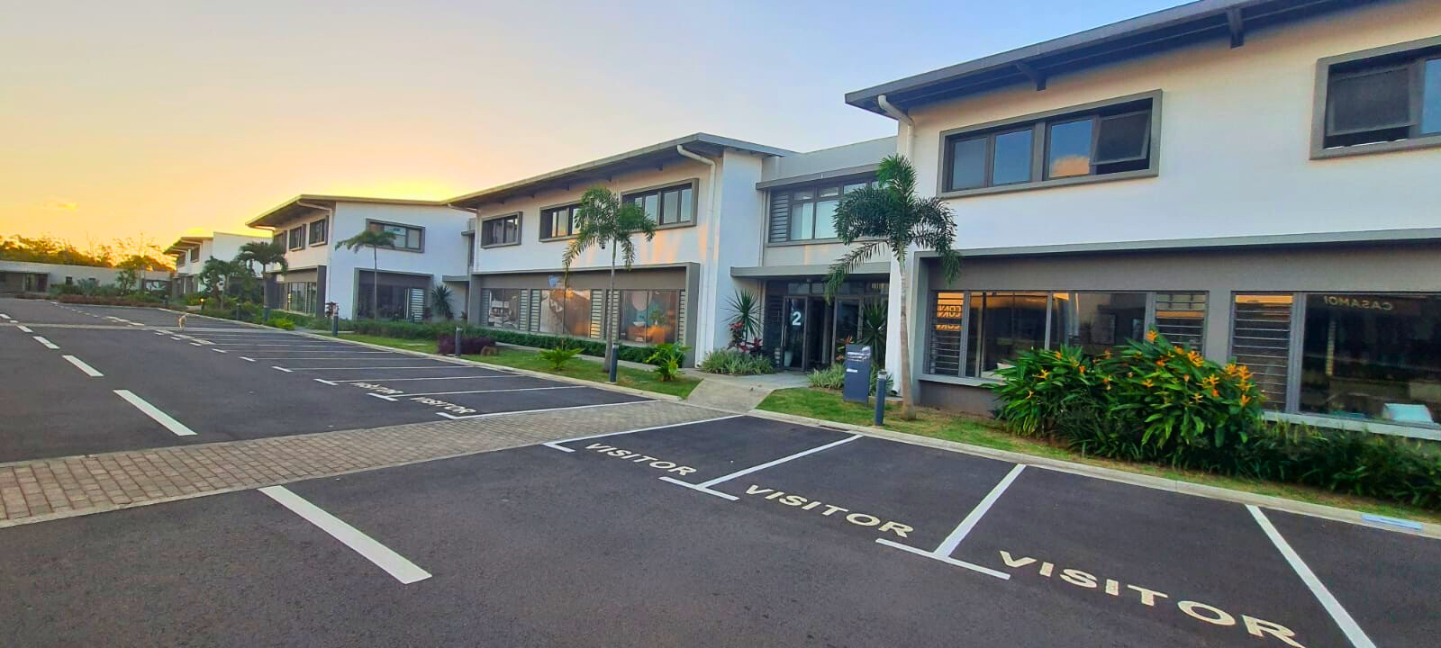 Image_, Local commercial, Calebasses, ref :2506051ASV