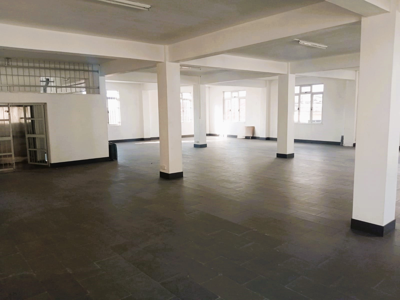 Image_, Local commercial, Port-Louis, ref :2507024NM