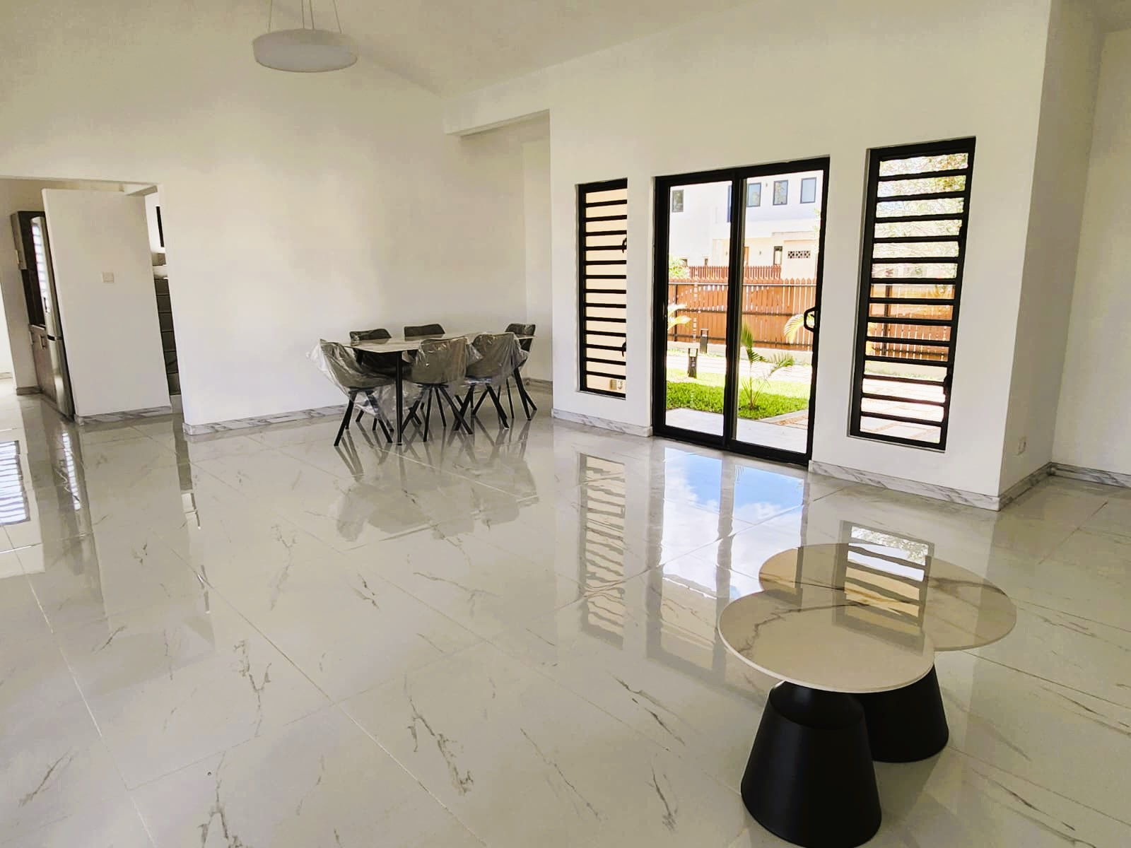Image_, Maison, Pointe aux Piments, ref :2508023ASG