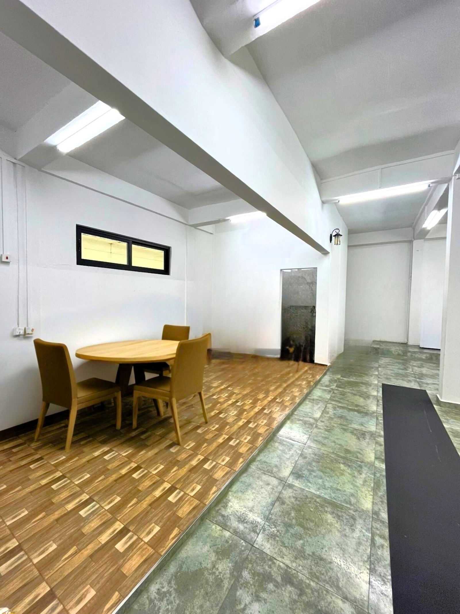 Image_, Local commercial, Triolet, ref :2510002BSF