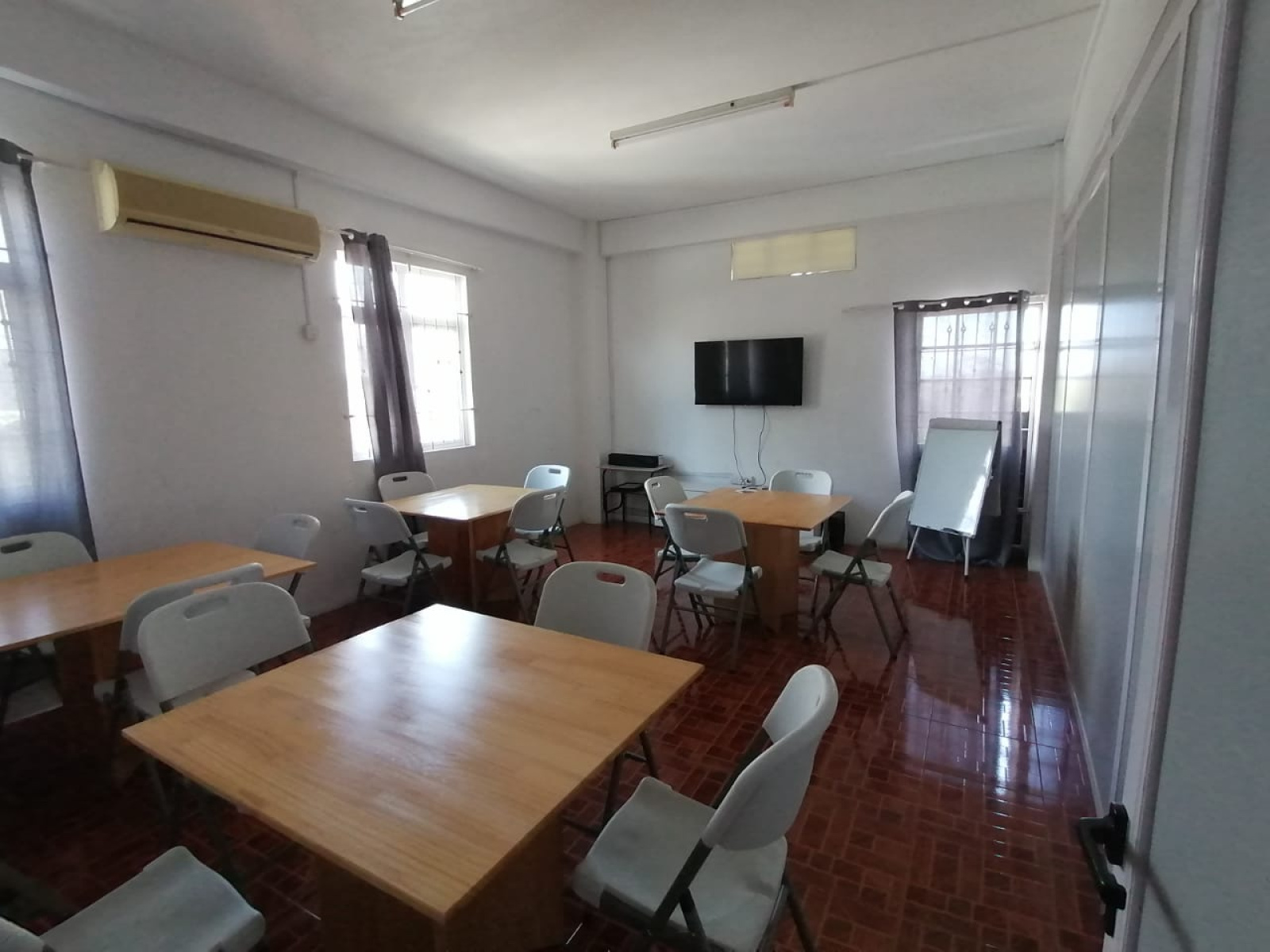 Image_, Bureaux, Pamplemousses, ref :2211072VC