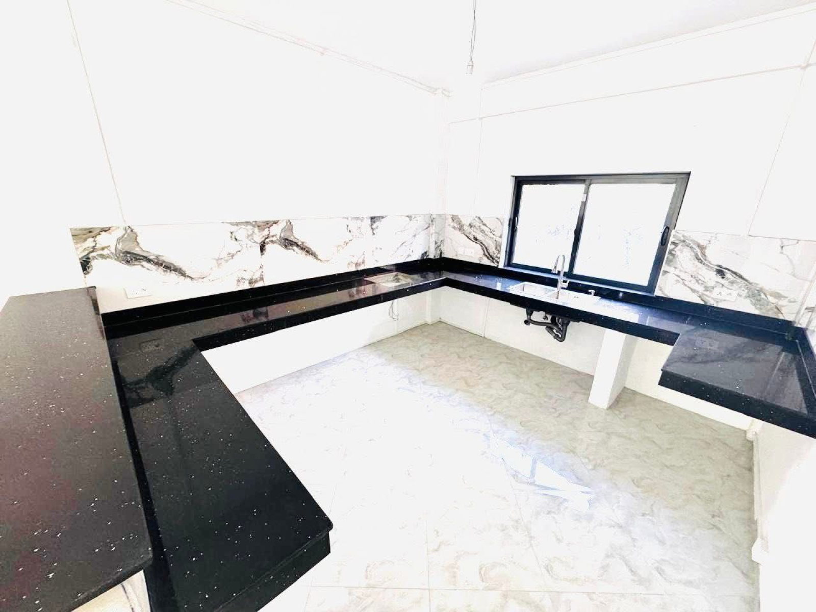 Image_, Appartement, QUATRE BORNES, ref :2512018AGD