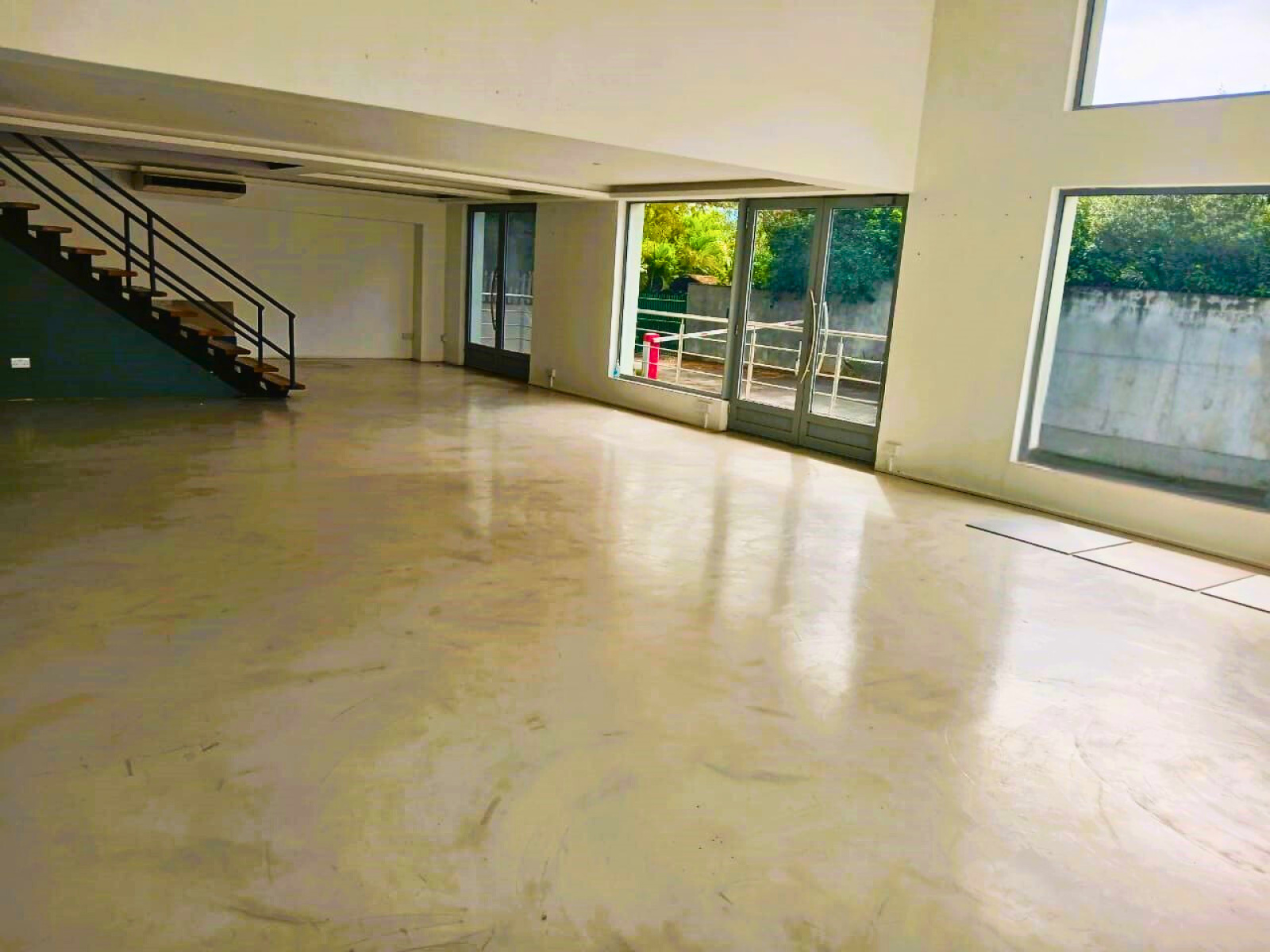 Image_, Local commercial, Black River, ref :2506020ESV
